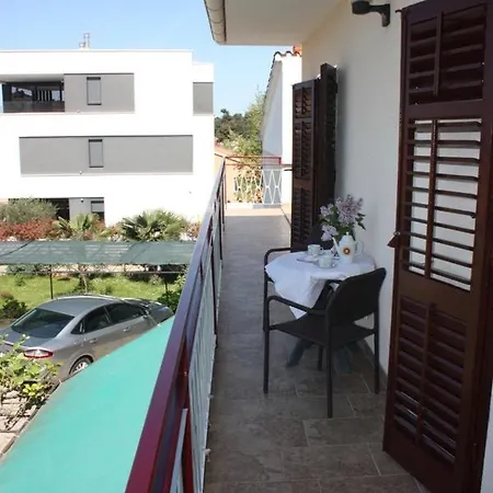 Daire Lorena With Sea View *